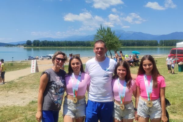 IMG-b1ce5ac8151d984e32a1bfa07a3b1444-V